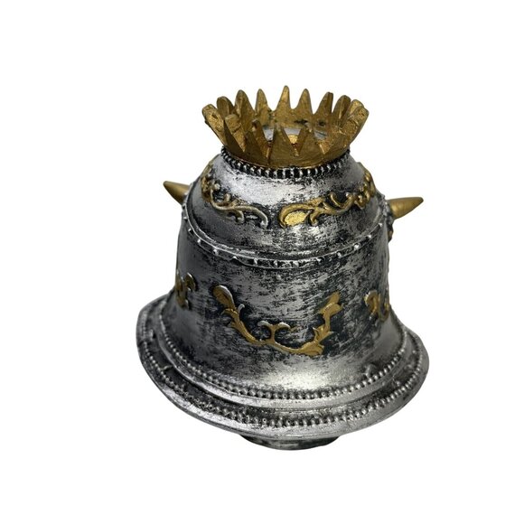 Skull Figure Shelf Sitter King Style with Silver HELMET - Picture 4 of 12